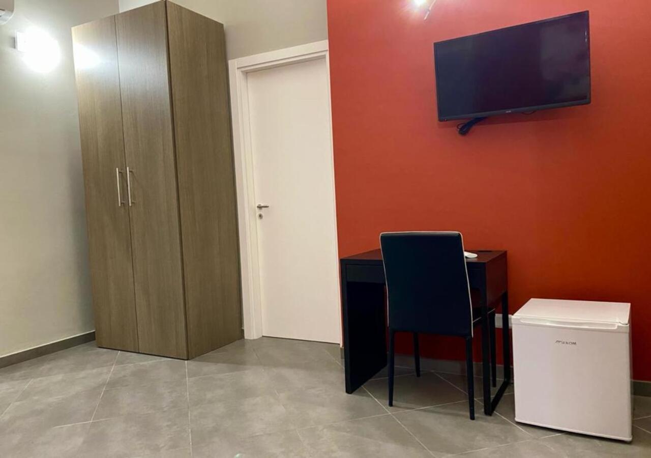 Oasi Del Turista Apartment Palermo Exterior photo